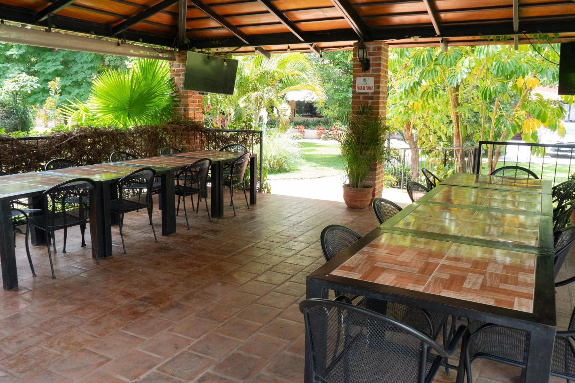 Capital O La Joya Del Lago Ajijic Exterior foto